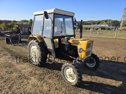 Ursus C-330 tekniska specifikationer och recensioner